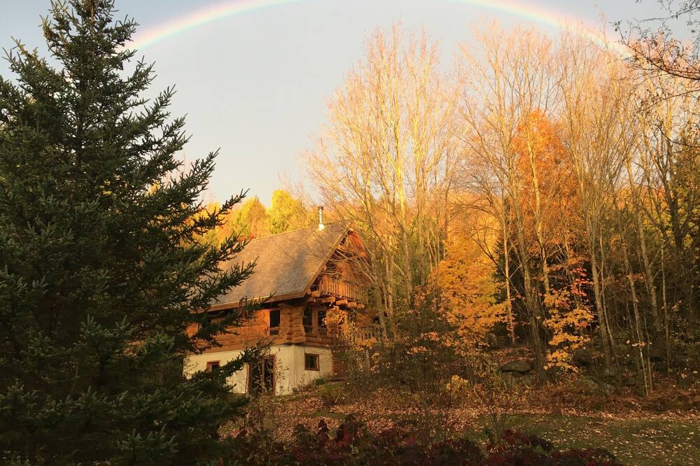 Photo of Outdoor in Mansonville