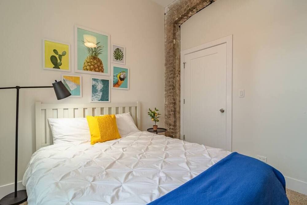 Photo of Bedroom in Near South Side