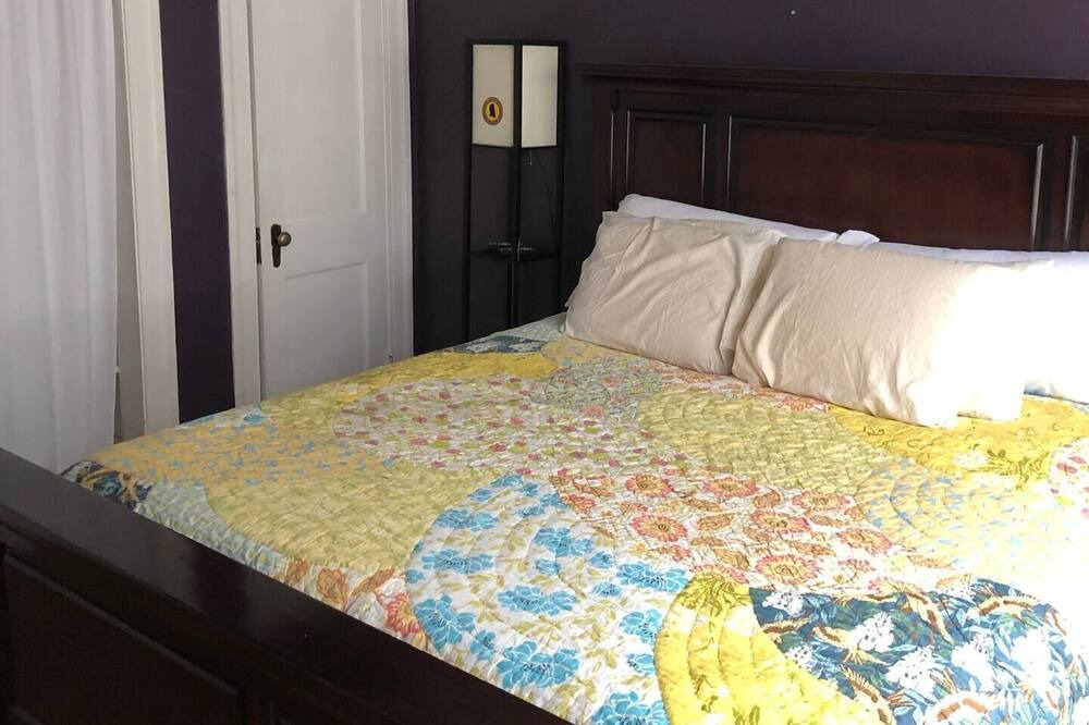 Photo of Bedroom in Greater Belhaven