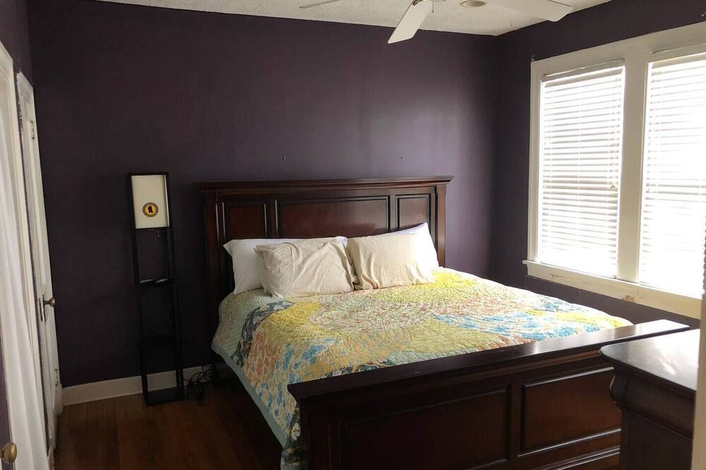 Photo of Bedroom in Greater Belhaven