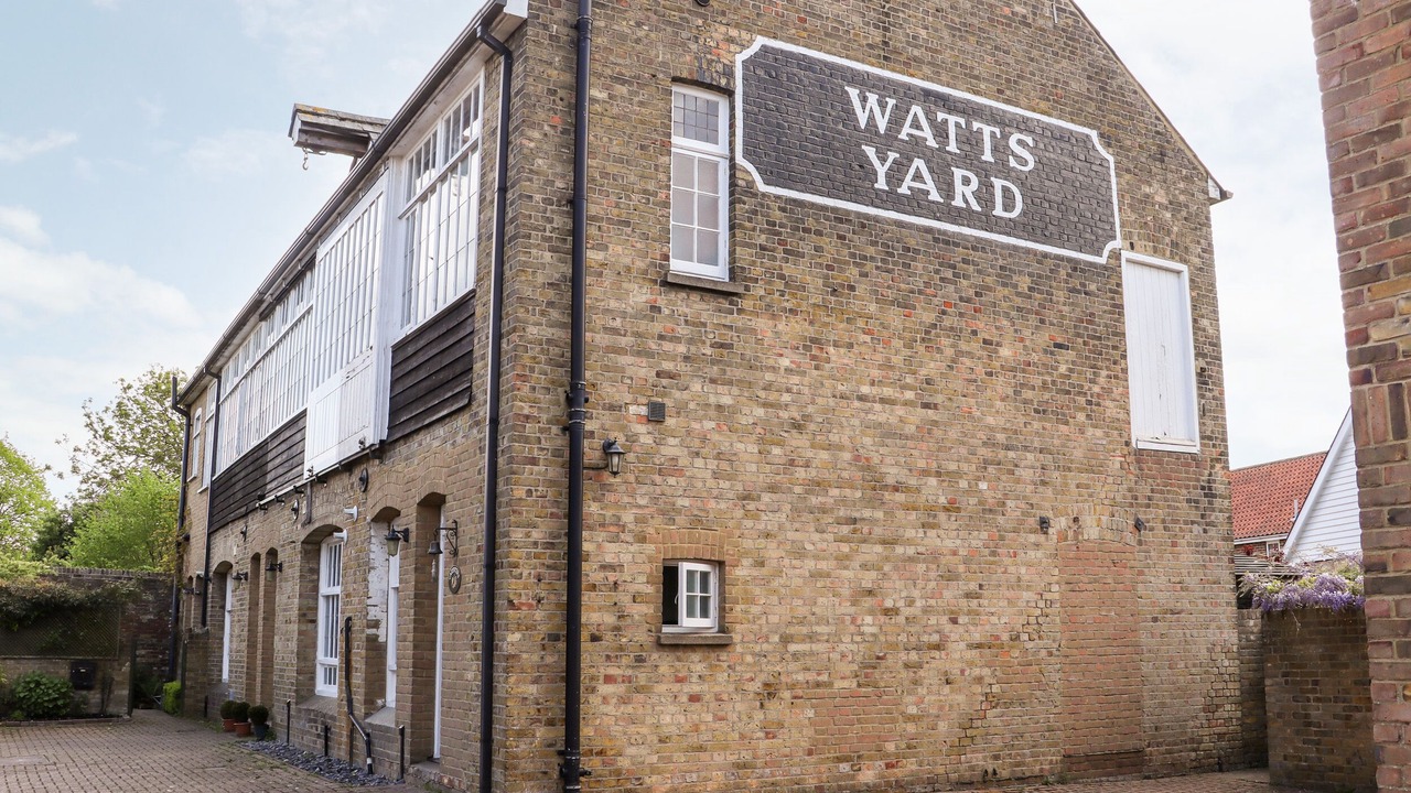 Photo of Others in Sandwich