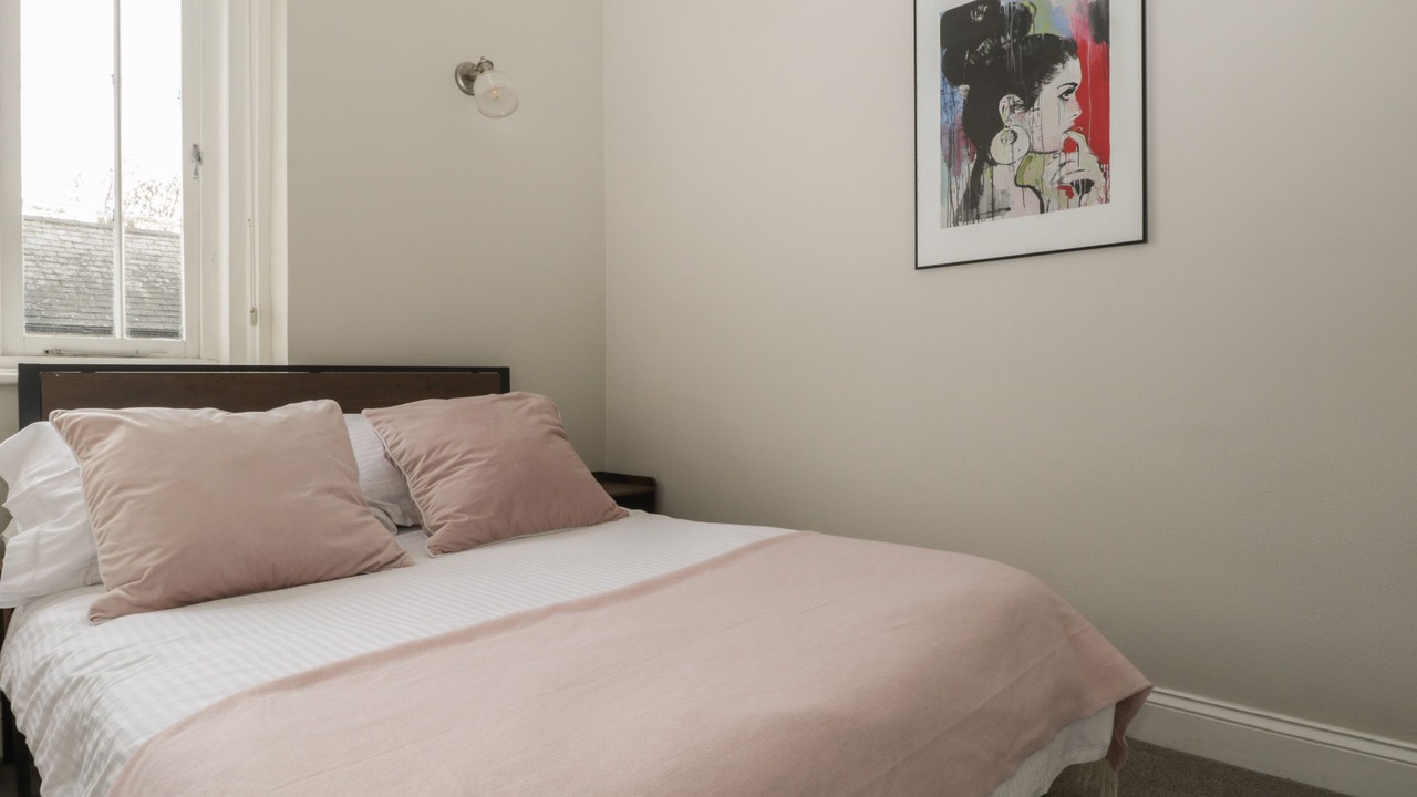 Photo of Others in Sandwich