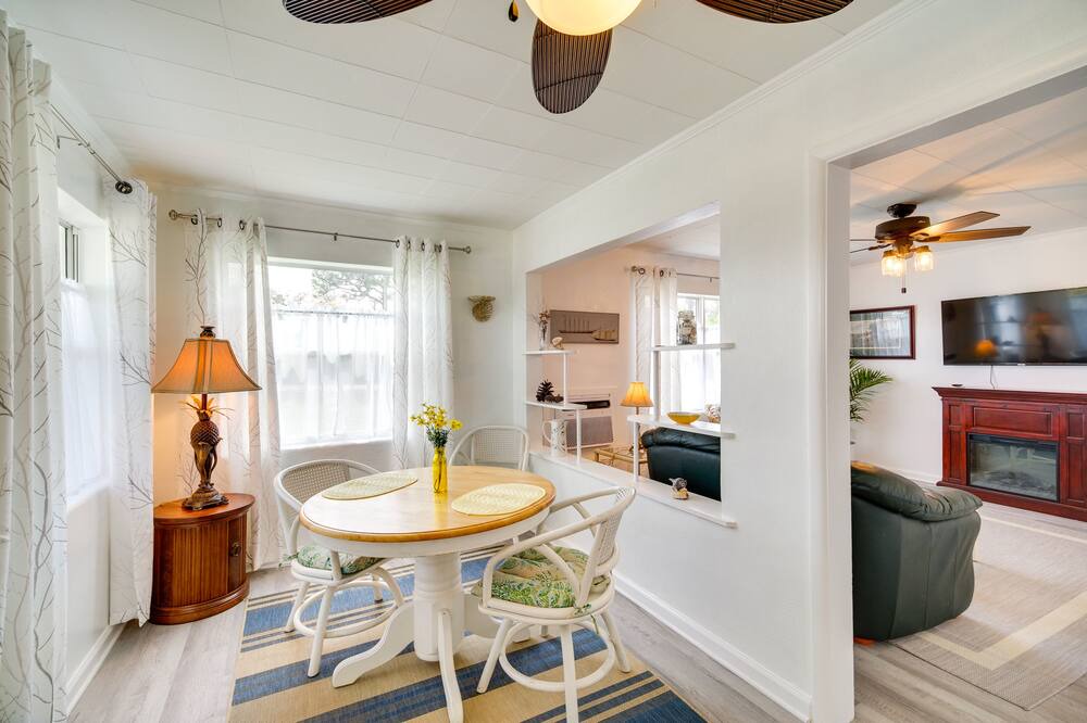 Photo of Bedroom in Indian Lake Estates