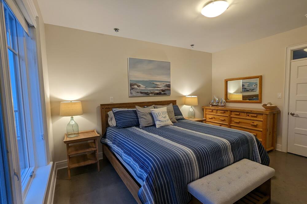 Photo of Bedroom in Port Franks