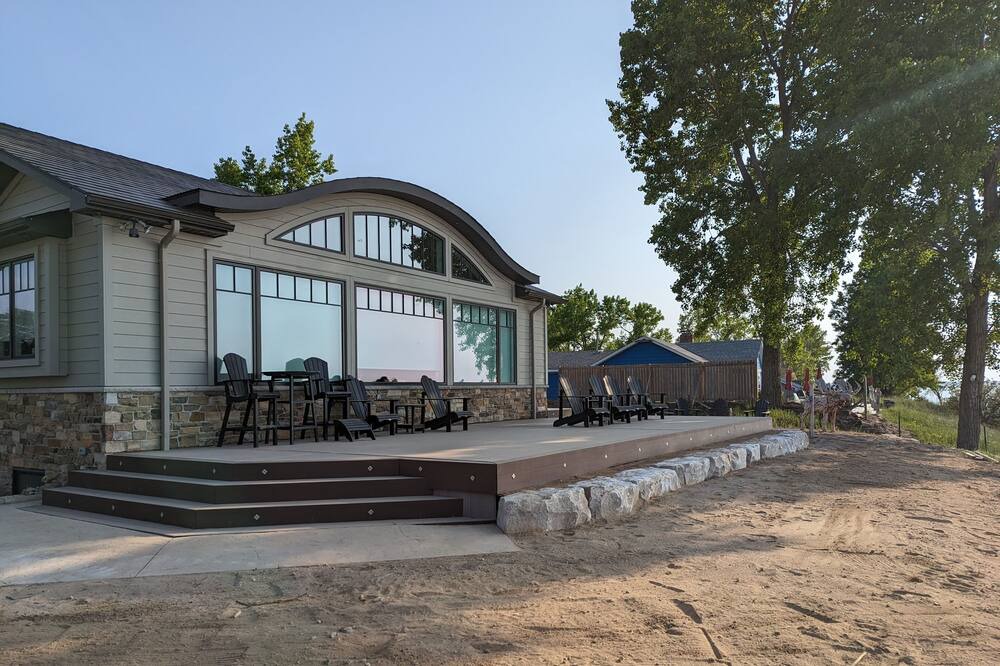 Photo of Outdoor in Port Franks