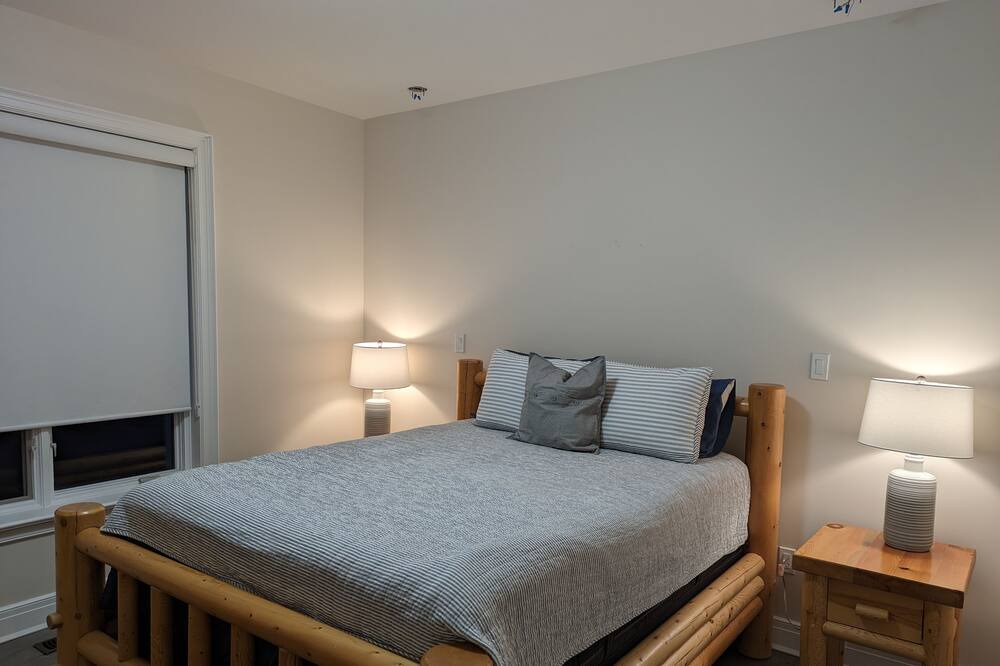 Photo of Bedroom in Port Franks