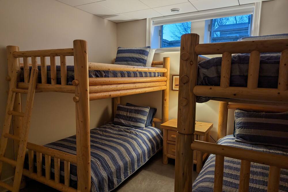 Photo of Bedroom in Port Franks