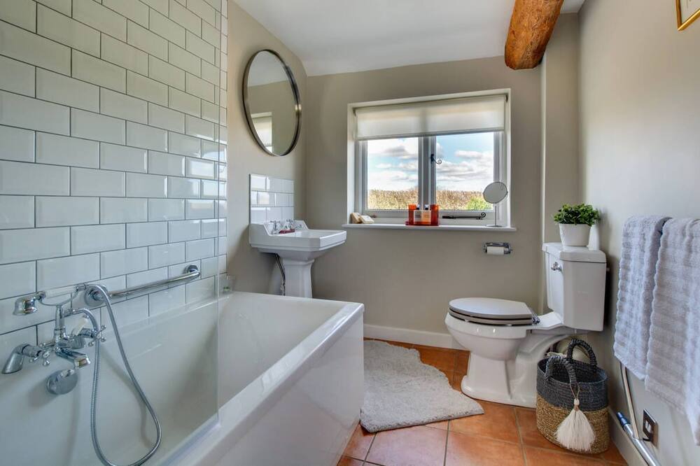 Photo of Bathroom in Mayfield