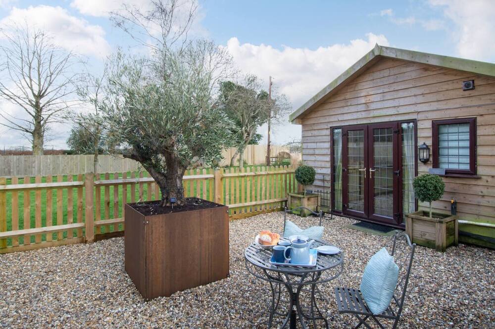 Photo of Outdoor in Leaveland