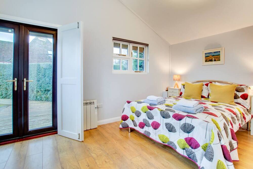 Photo of Bedroom in Leaveland