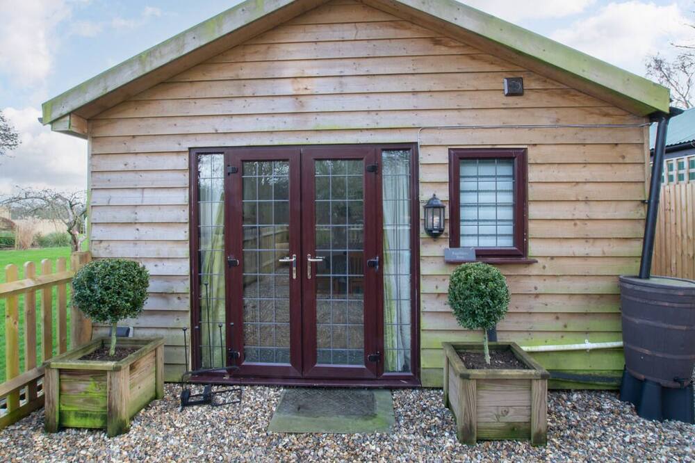 Photo of Outdoor in Leaveland