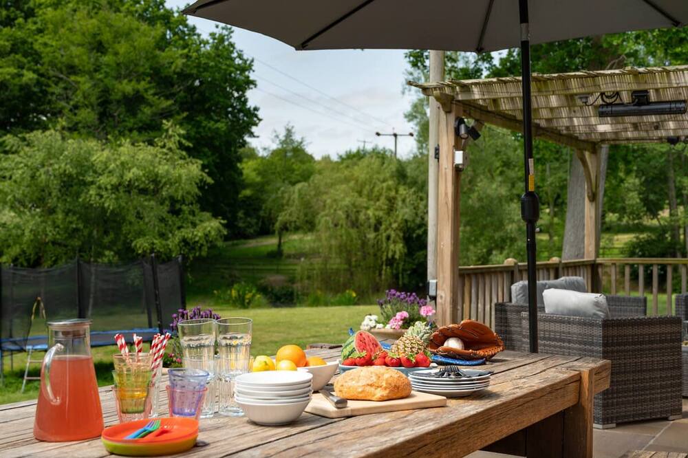 Photo of Outdoor in Abbess Roding