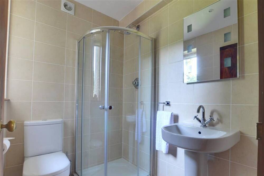 Photo of Bathroom in Abbess Roding