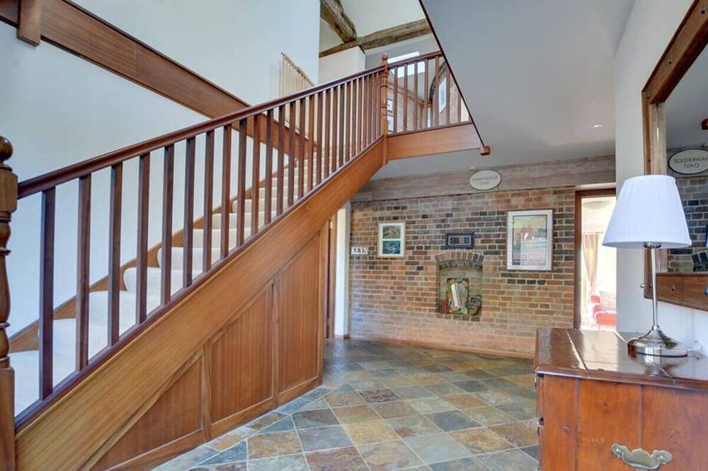 Photo of Others in Abbess Roding