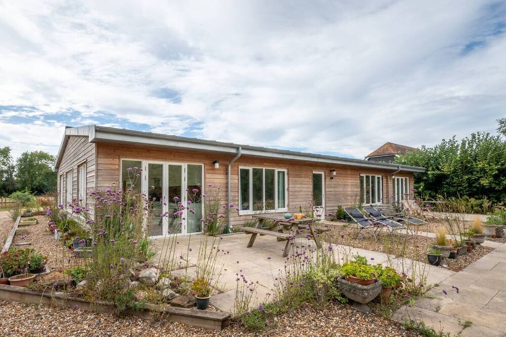 Photo of Outdoor in Etchinghill