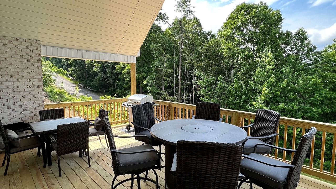 Photo of Outdoor in Lakeside Estates