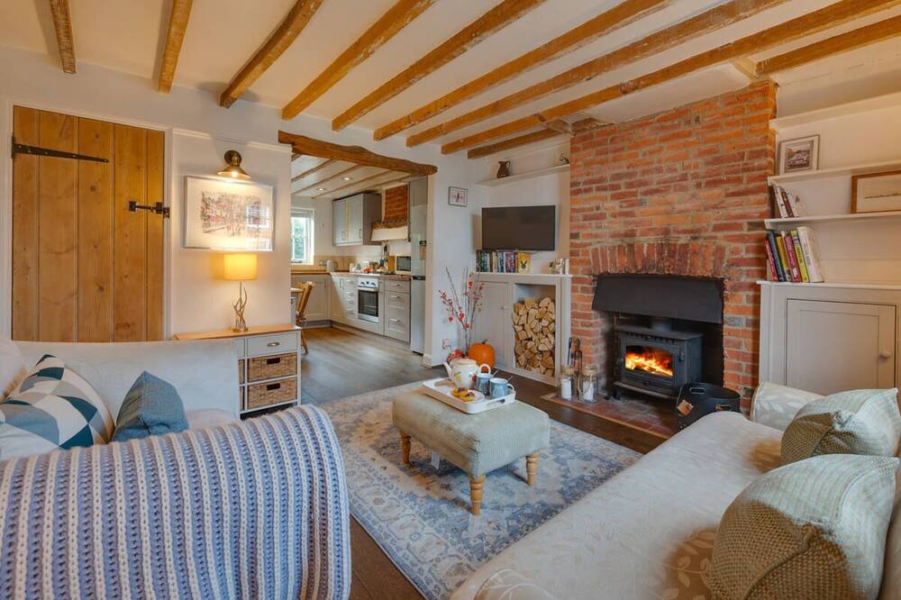 Photo of Livingroom in Ticehurst