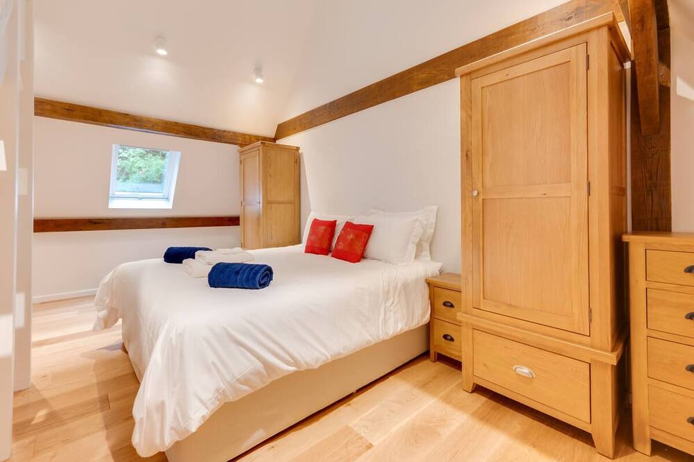 Photo of Bedroom in Ewhurst Green