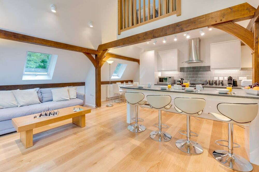 Photo of Kitchen in Ewhurst Green