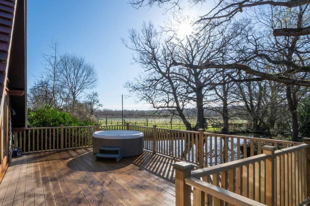 Photo of Outdoor in Ewhurst Green