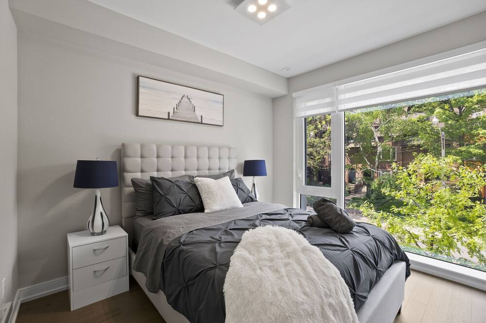 Photo of Bedroom in Church and Wellesley