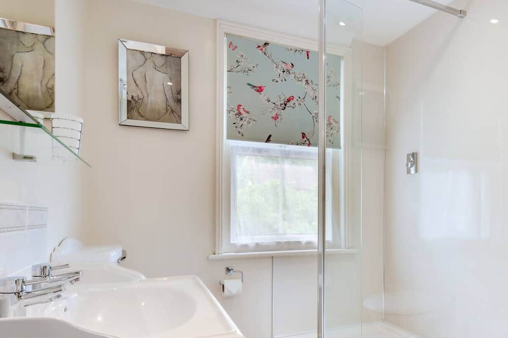 Photo of Bathroom in Heathfield