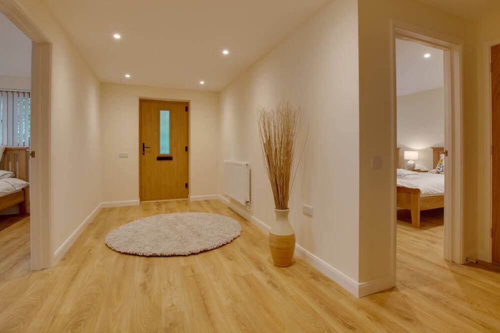 Photo of Others in Abbess Roding