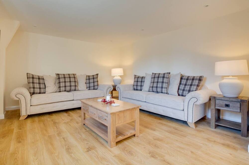 Photo of Livingroom in Abbess Roding