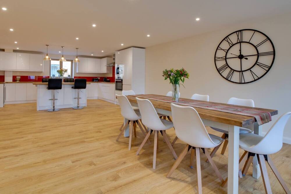 Photo of Others in Abbess Roding