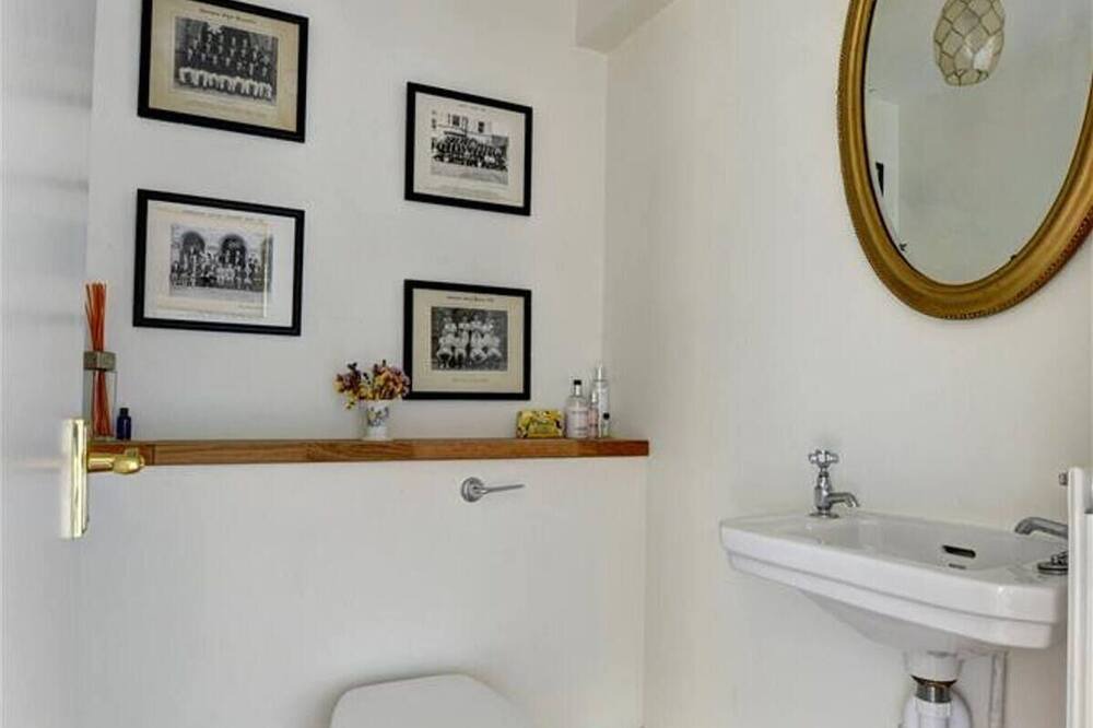 Photo of Bathroom in Robertsbridge