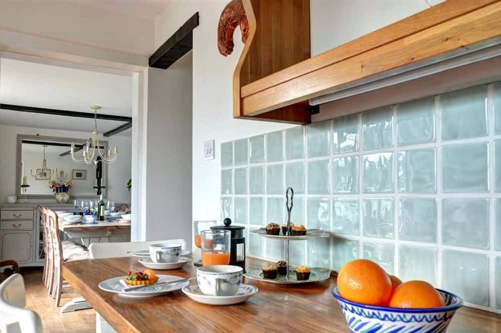 Photo of Kitchen in Robertsbridge