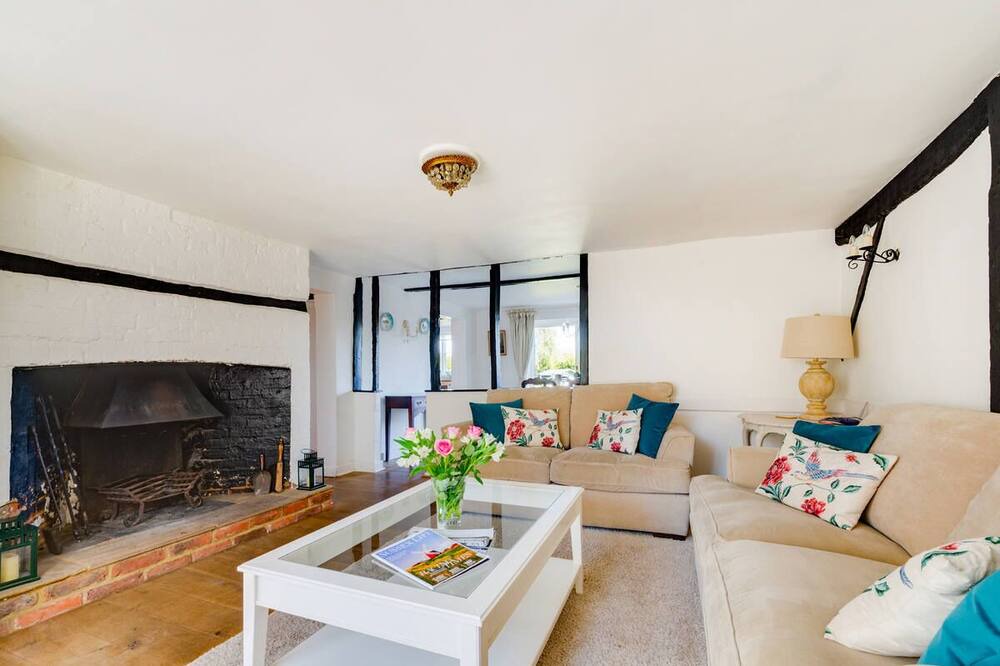 Photo of Livingroom in Robertsbridge