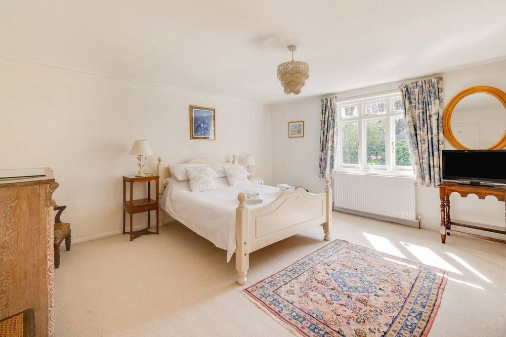 Photo of Bedroom in Robertsbridge