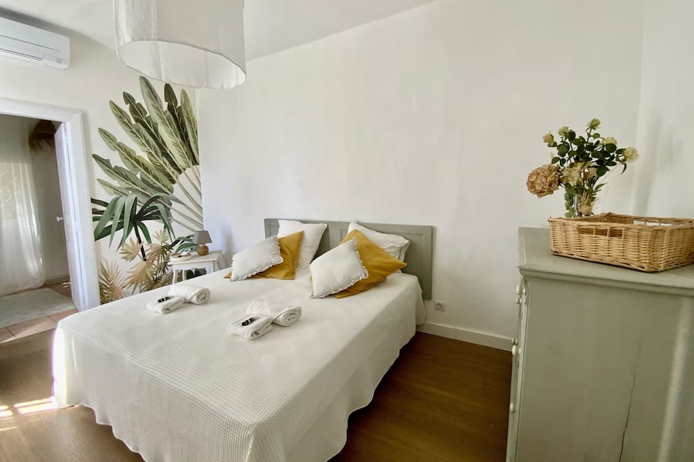 Photo of Bedroom in Les Beaux-Arts