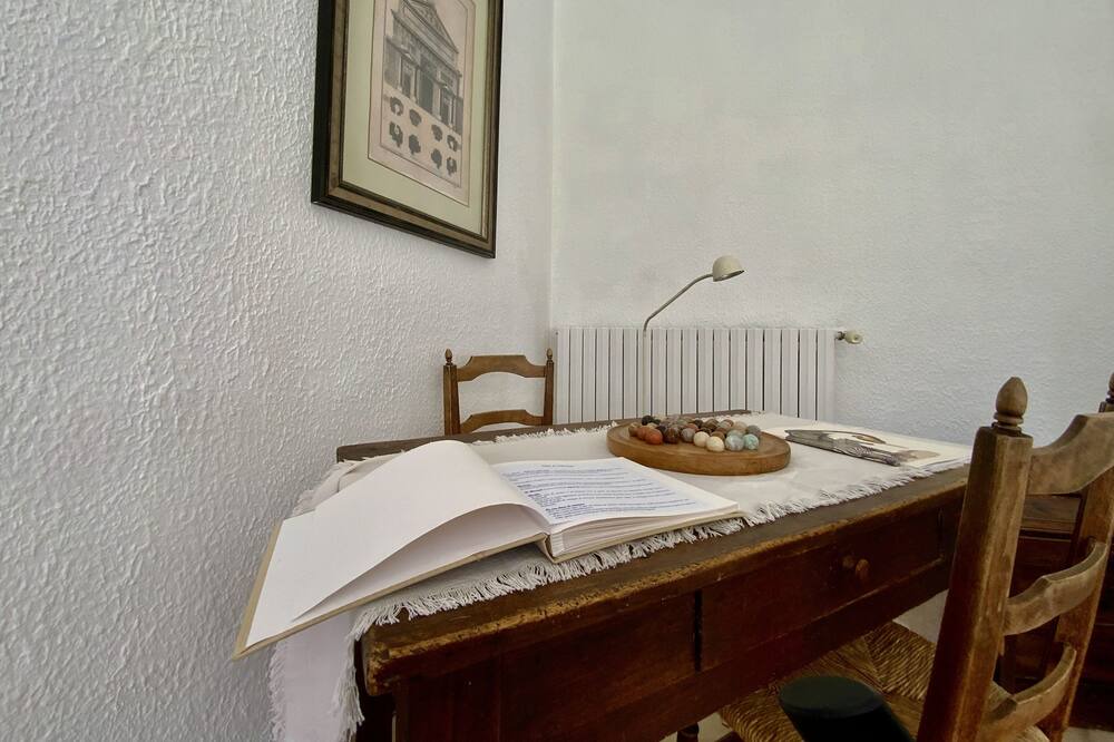 Photo of Bathroom in Les Beaux-Arts