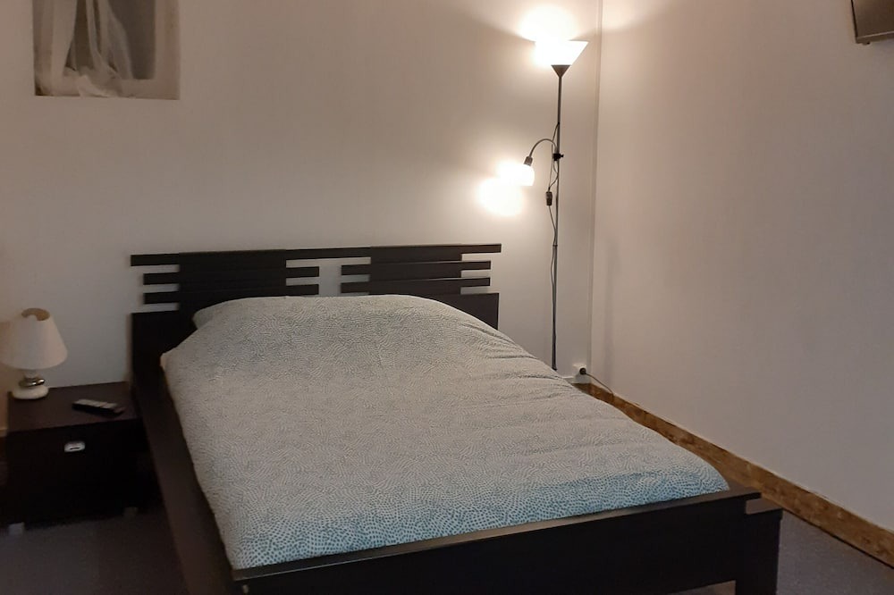 Photo of Bedroom in Nonancourt