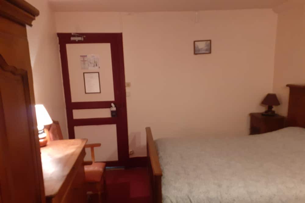 Photo of Bedroom in Nonancourt