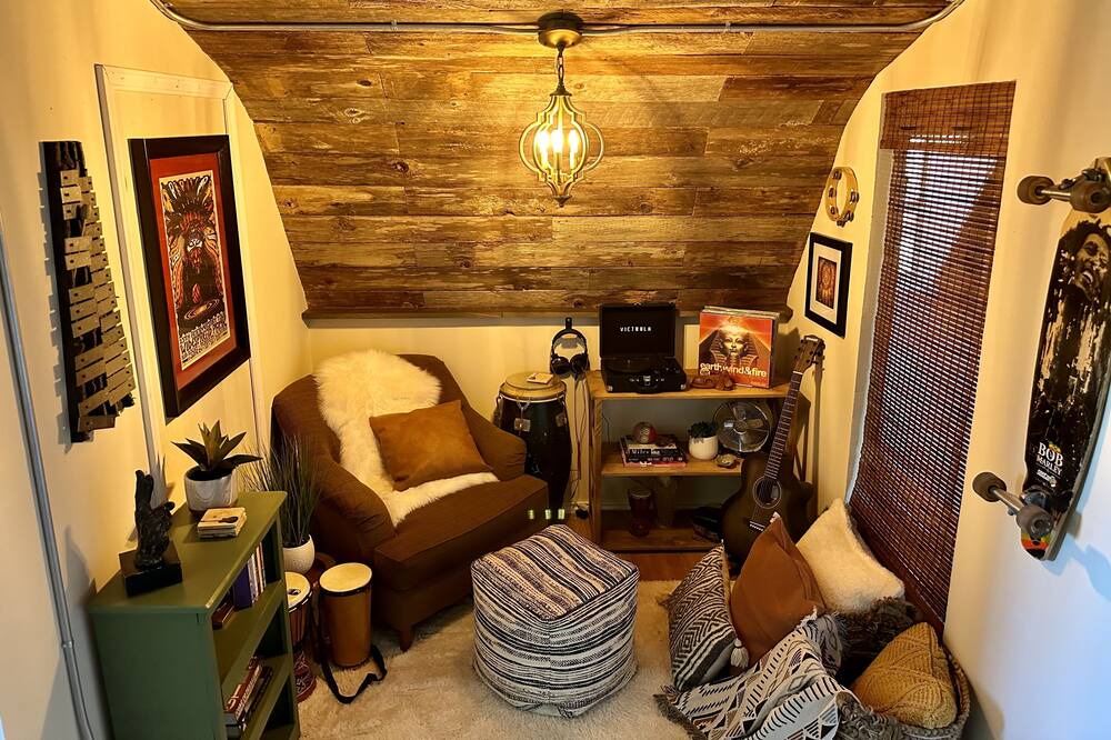 Photo of Livingroom in Spring Branch