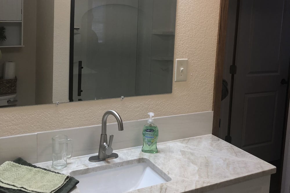 Photo of Bathroom in Douglass