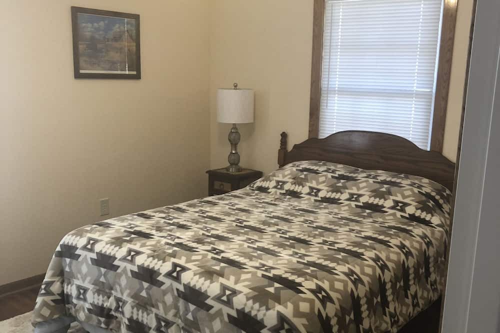 Photo of Bedroom in Douglass