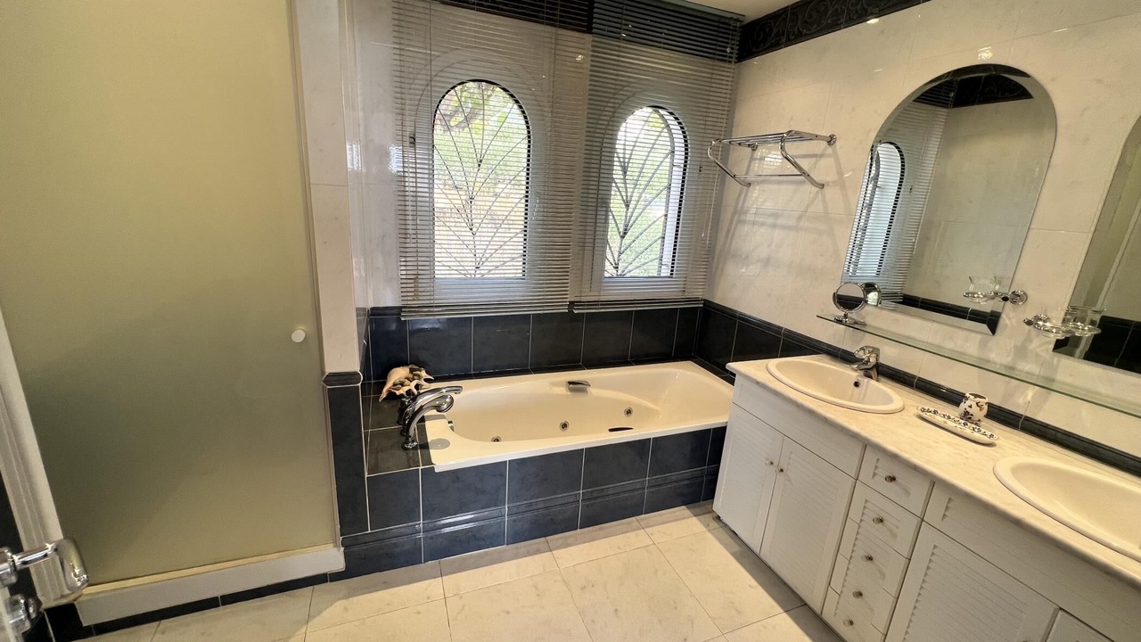 Photo of Bathroom in Pau