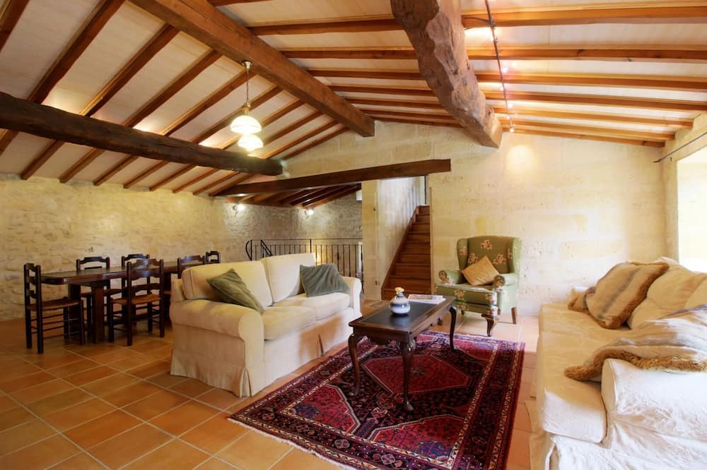 Photo of Livingroom in Belves-de-Castillon