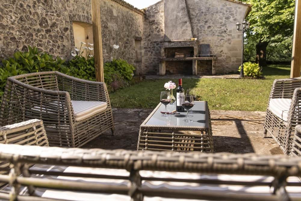 Photo of Patio Balcony in Belves-de-Castillon