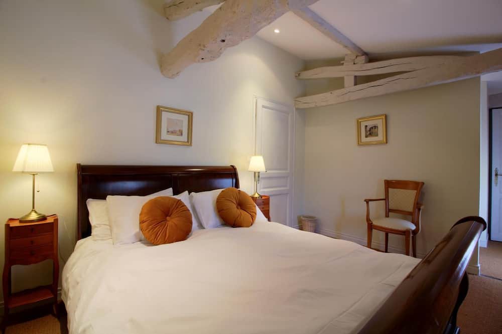 Photo of Bedroom in Belves-de-Castillon