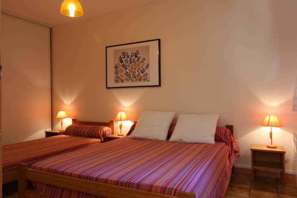 Photo of Bedroom in Bourideys