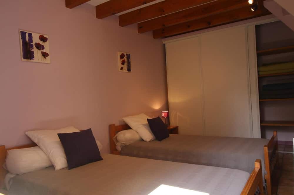Photo of Bedroom in Bourideys