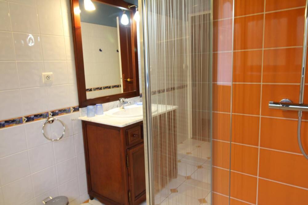 Photo of Bathroom in Sillas