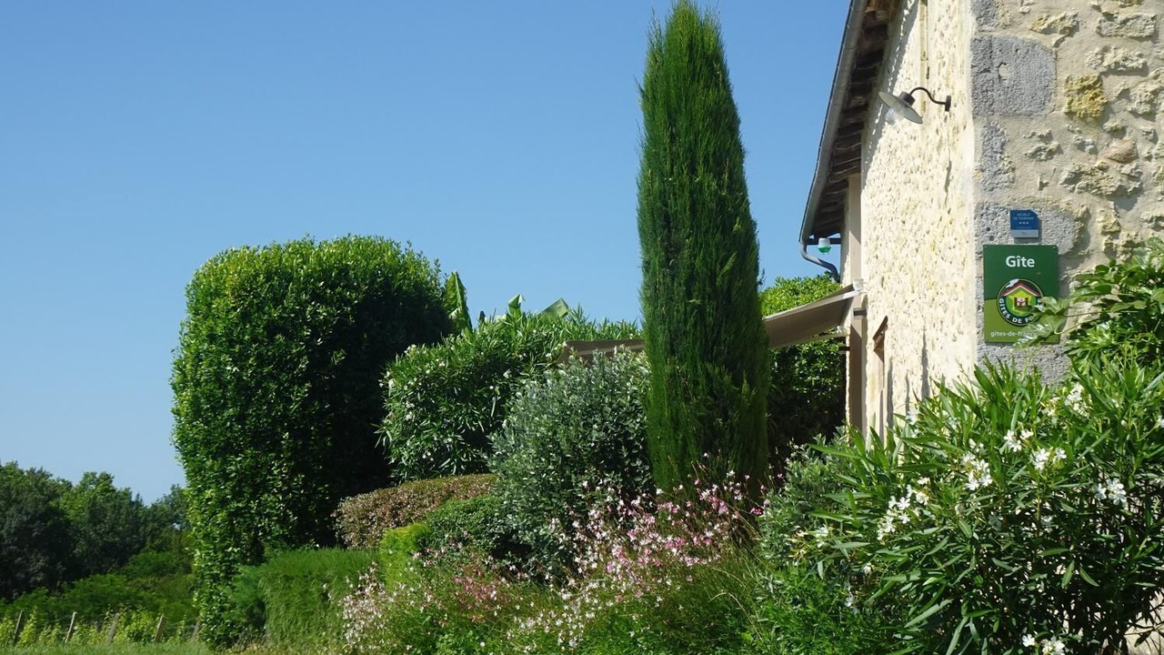 Photo of Others in Laroque