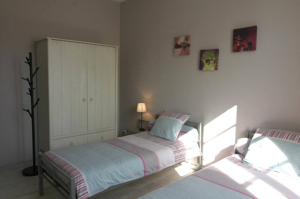 Photo of Bedroom in Bourideys