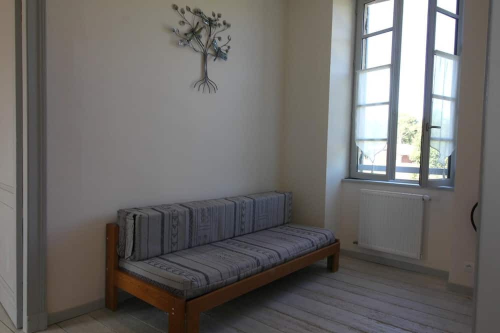 Photo of Livingroom in Bourideys